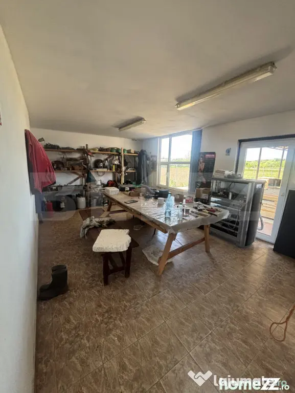 Spatiu industrial, in aproprierea nodului rutier A3 - Romanasi (Salaj)