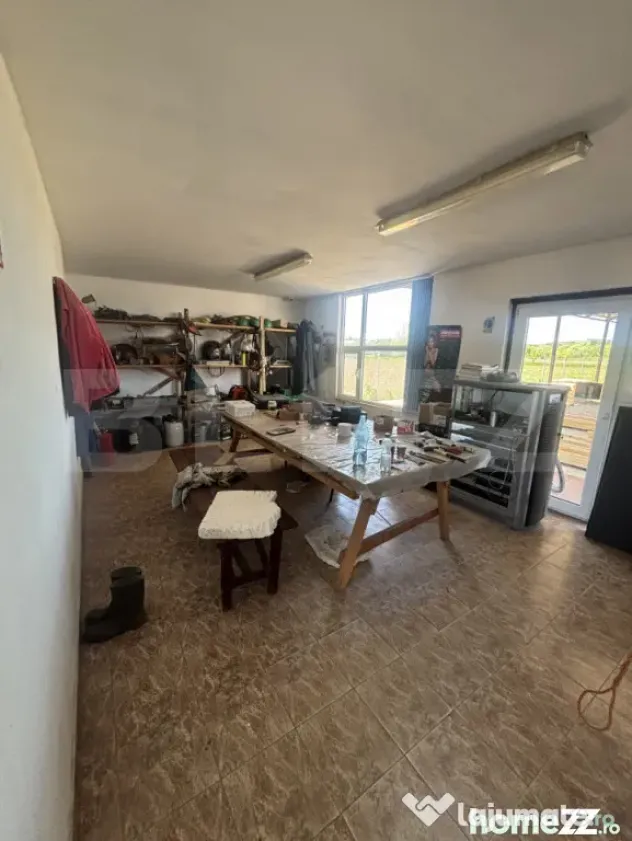Spatiu industrial, in aproprierea nodului rutier A3 - Romanasi (Salaj)