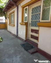 Casa batraneasca cu teren de 435mp cu utilitati si deschider 