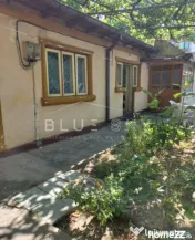 Casa batraneasca cu teren de 435mp cu utilitati si deschider 