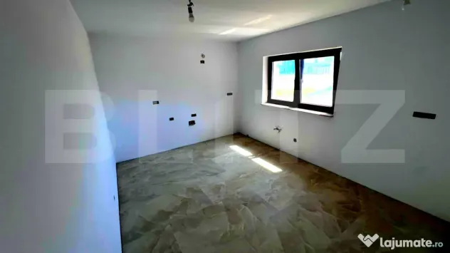 Casă Nouă Cu 3 Camere, Cartier Orizont, Pe Un Nivel 90m