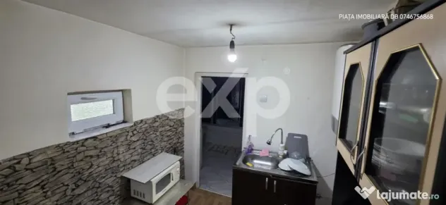Casă cochetă cu teren de 1000 mp în Gura Ocniței – Oaz