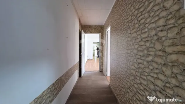 De vânzare: Apartament spațios de 4 camere | Etaj 3/4 |...