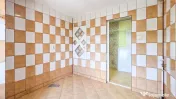 De vânzare: Apartament spațios de 4 camere | Etaj 3/4 |... 