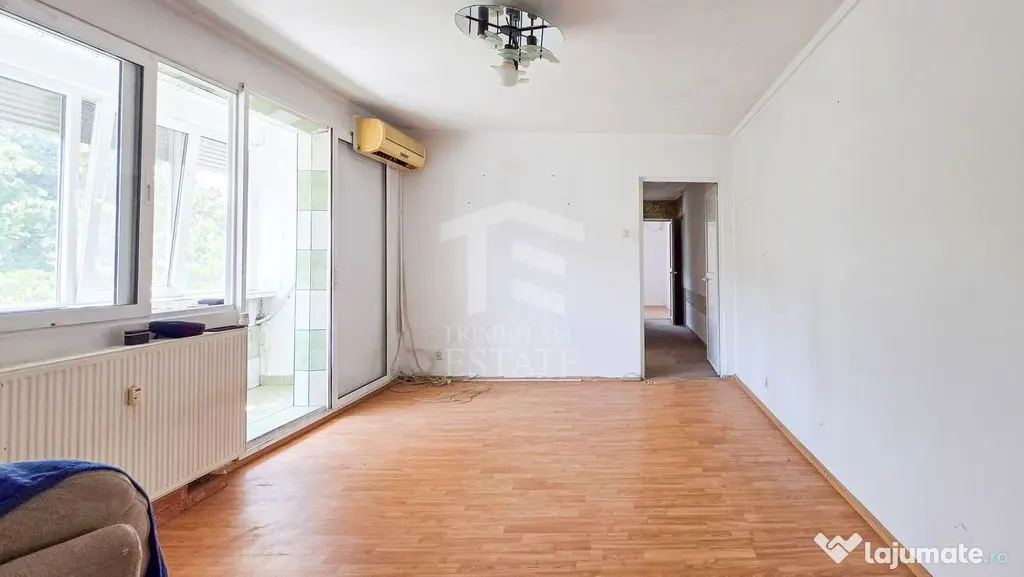 De vânzare: Apartament spațios de 4 camere | Etaj 3/4 |...