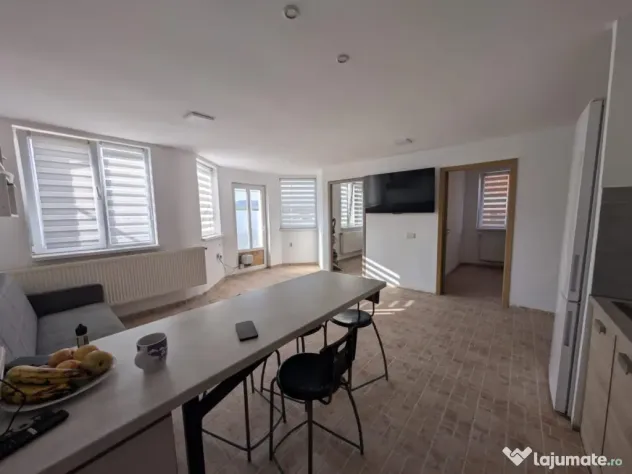 Casa cu 4 camere de vanzare la 17km de orasul Sibiu
