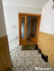 Casa cu 3 camere plus pod mansardabil, zona Restaurantul Dac 