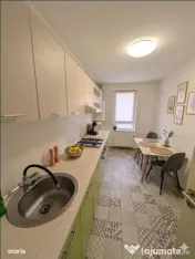 Apartament 2 camere, decomandat - zona Tractorul 