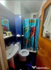 Apartament 3 camere, decomandat - zona Noua
