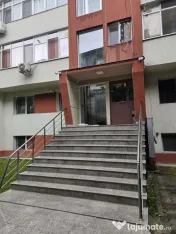 Giurgiului demisol decomandat