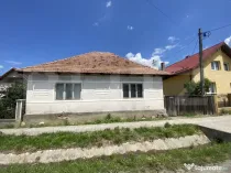 Casa de vânzare, strada principală, Viile Tecii