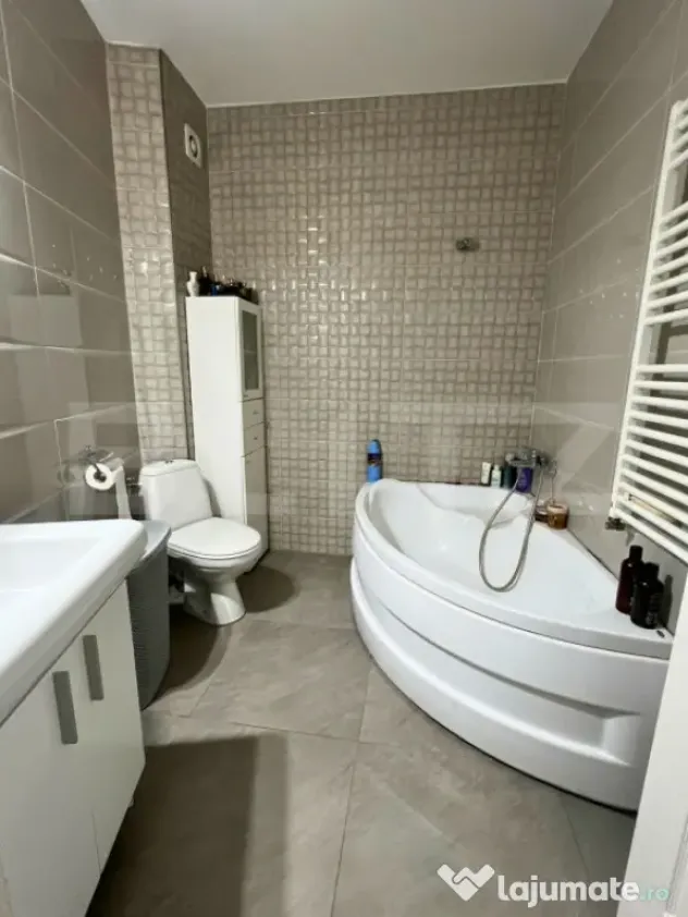 Apartament cu o cameră, 47 mp | Central – NTT Data