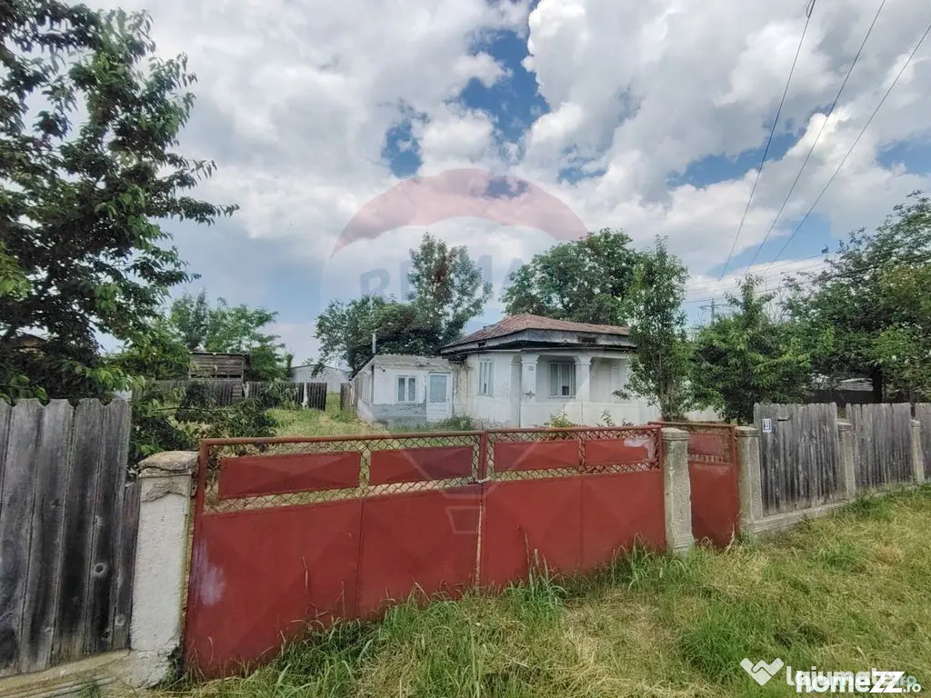 Casă/Teren 2100mp | Vulturu, Vrancea