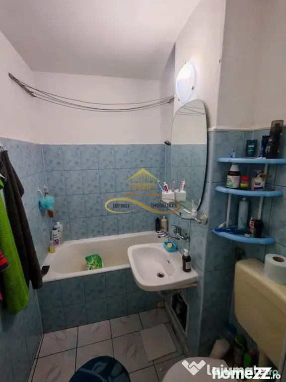 De vanzare apartament 2 camere,etaj 2, zona Strada Orizontului - Bacau (Bacau)