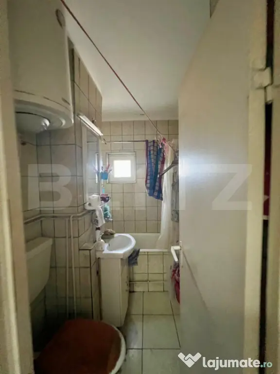 Apartament cu o camerǎ , Sângeorgiu de Mureș