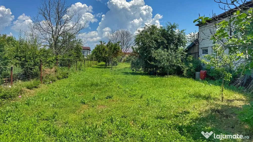 Casă batraneasca cu 3 camere-Oportunitate de Investiție...