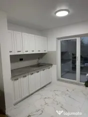 Piata sudului studio emil racovita sun royal 