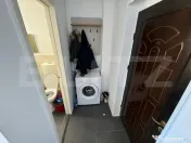Garsonieră decomandată, etaj 3 - zona Rogerius
