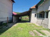 Casă cărămidă 4 camere + anexe - Călinești - Vrăneșt