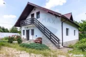 Vila spațioasă cu teren generos în Tomșani, Dâmbovita