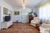 Vila spațioasă cu teren generos în Tomșani, Dâmbovita