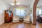 Vila spațioasă cu teren generos în Tomșani, Dâmbovita 