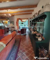 Proprietate rezidențială stil mediteranean, acces la pâr? 