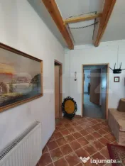 Proprietate rezidențială stil mediteranean, acces la pâr? 