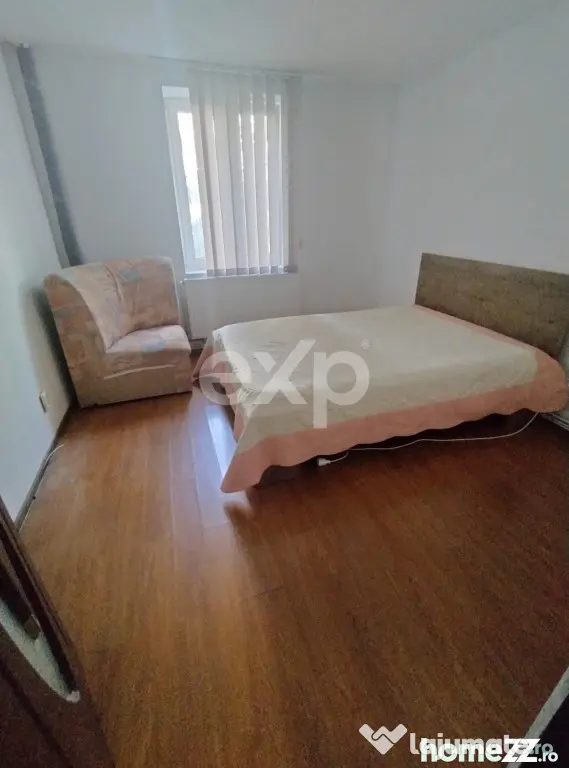APARTAMENT 2 CAMERE TRIVALE PARTER