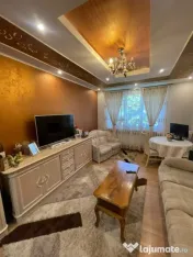 Apartament decomandat cu 3 camere, etaj 3, 2 băi, balcon ș