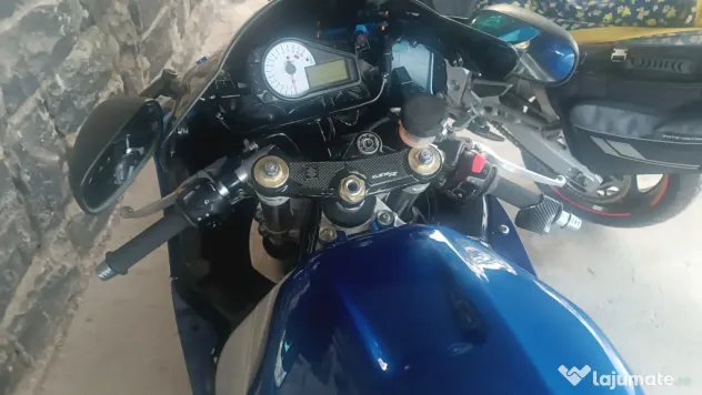 Motocicleta Suzuki GSX-R K1