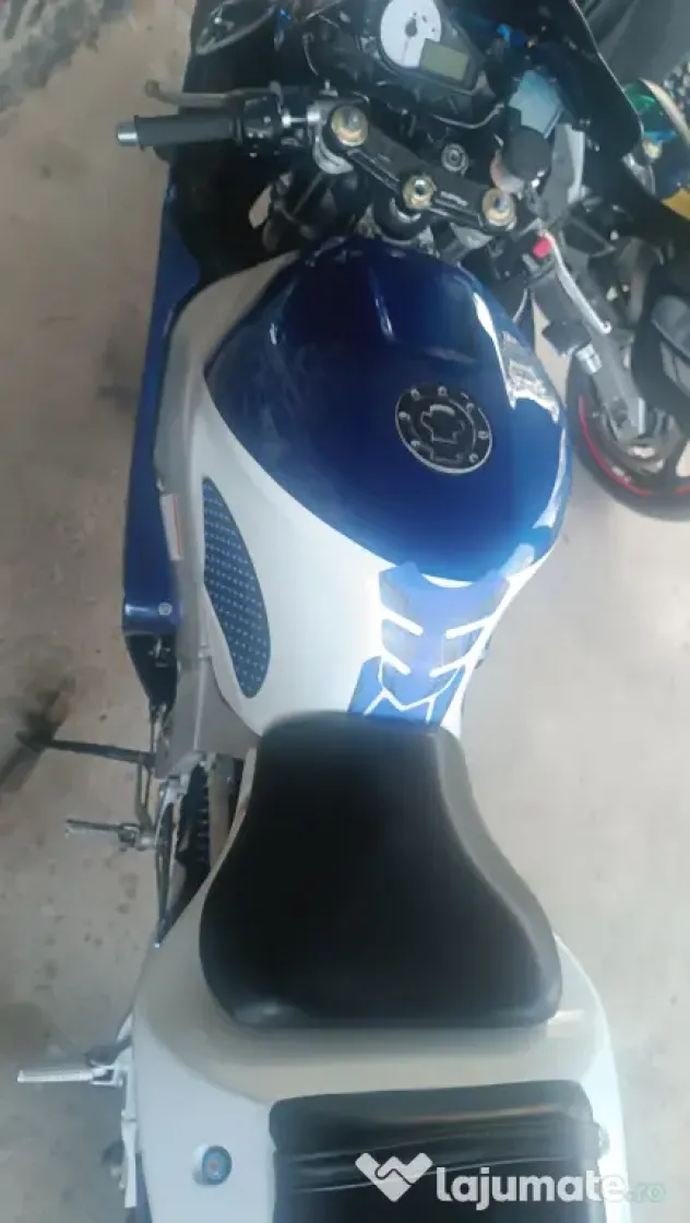 Motocicleta Suzuki GSX-R K1