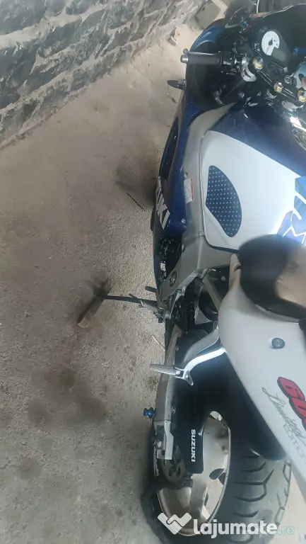 Motocicleta Suzuki GSX-R K1