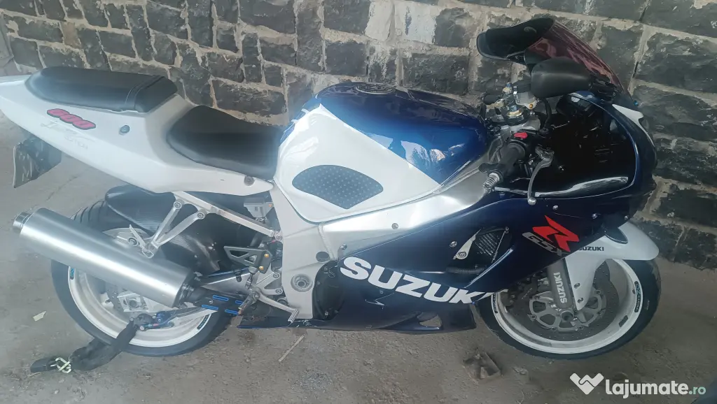 Motocicleta Suzuki GSX-R K1