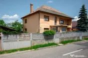 Apartament cu 4 camere la casă | 105 mp Utili | Curte 12...