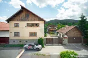 Apartament cu 4 camere la casă | 105 mp Utili | Curte 12...