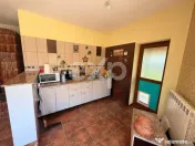 Vilă spațioasă cu teren de 1.008 mp în Ștefănești, Ar 