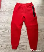 nike tech fleece rosu