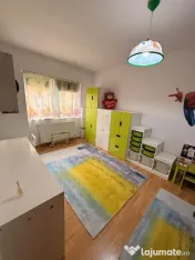 Apartament 3 camere,zona Eroilor