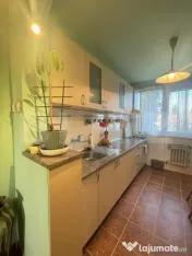 Apartament 3 camere, decomandat, 65 mp, zona Piata 14 Iulie 