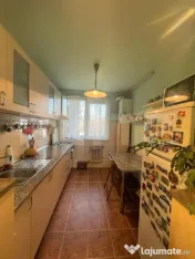 Apartament 3 camere, decomandat, 65 mp, zona Piata 14 Iulie 