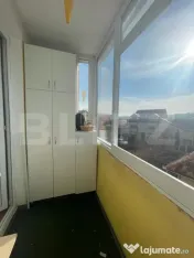 Apartament 3 camere, decomandat, 65 mp, zona Piata 14 Iulie 