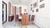 Oportunitate Investițională: Vilă cu Destinație Comer... 