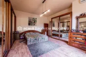 Imobil versatil D+P+E+M | Arteră principală Arad | Curt... 