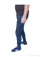 Blugi Moderni pentru Bărbați – Skinny Fit, Noi