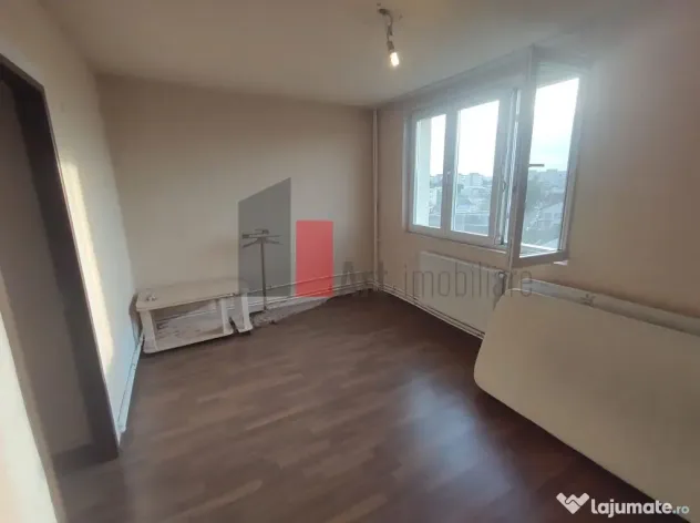 Vânzare apartament 3 camere cu centrală Bd. Obregia - F...