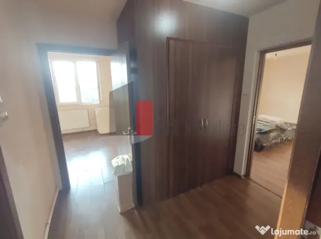 Vânzare apartament 3 camere cu centrală Bd. Obregia - F...