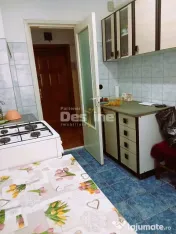 Apartament cu 3 camere de vanzare zona centrala 