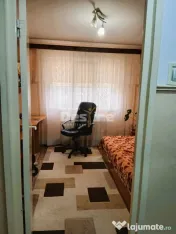 Apartament cu 3 camere de vanzare zona centrala 