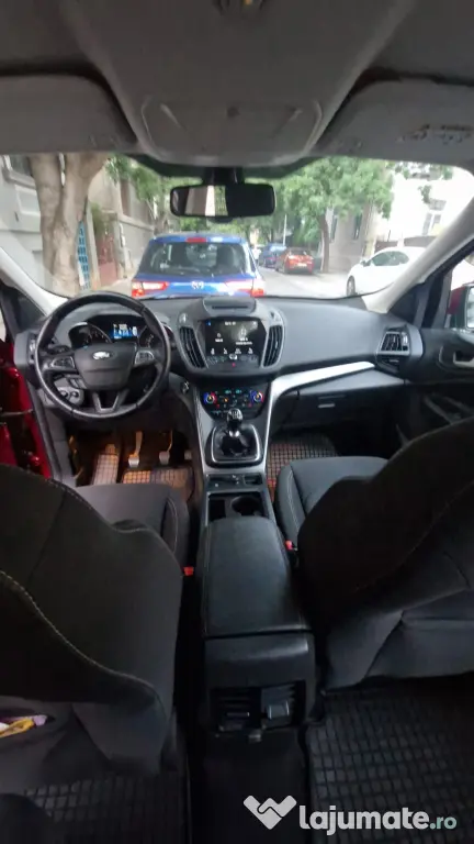 Ford Kuga, singurul proprietar, dosar complet revizii, factura emisa de firma